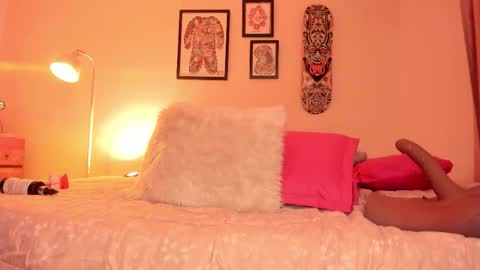 Snapshot of sarah_volkov chatting on 21, 3, 2026 online show from 21, 3, 2026