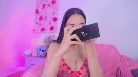 Snapshot of sarahajhoness chatting on 17, 3, 2026 sarahajhoness online show from 17, 3, 2026