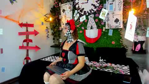 Sarah Deyvis online show from 30, 10, 2025