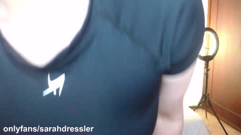 sarahdressler online show from 3, 12, 2025