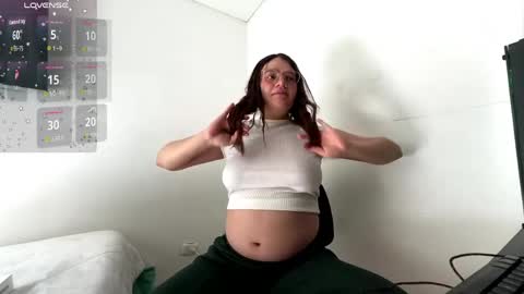 Snapshot of sarahhh_0 chatting on 6, 5, 2026 Sarahhh 0 online show from 6, 5, 2026