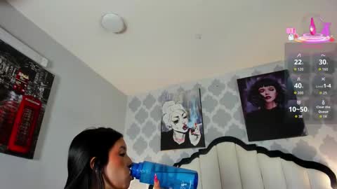 Sarah online show from 5, 11, 2025