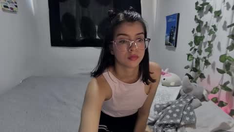 Snapshot of sarahsmitt chatting on 7, 2, 2026 Sarah online show from 7, 2, 2026