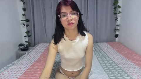 Snapshot of sarahsmitt chatting on 19, 3, 2026 Sarah online show from 19, 3, 2026