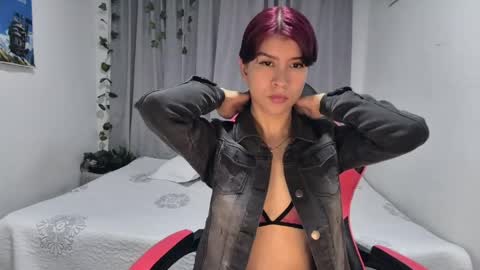 Snapshot of sarahsmitt chatting on 29, 3, 2026 Sarah online show from 29, 3, 2026