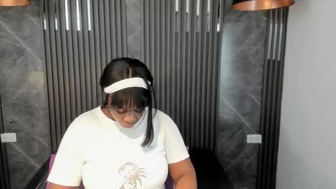 Snapshot of saraievans chatting on 14, 1, 2026 Sarai online show from 14, 1, 2026