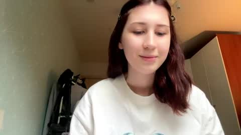 Snapshot of saranewmon chatting on 3, 7, 2026 Sara online show from 3, 7, 2026