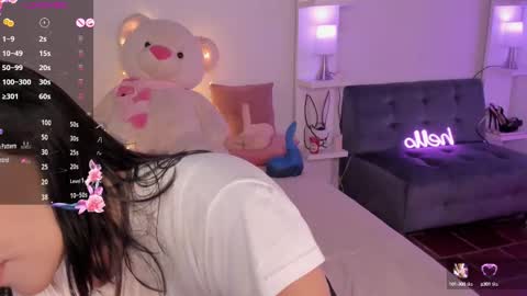 Snapshot of saraowens1 chatting on 27, 9, 2025 saraowens online show from 27, 9, 2025