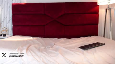 Snapshot of sarasaenz_99 chatting on 7, 1, 2025 Sara online show from 7, 1, 2025