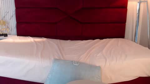 Snapshot of sarasaenz_99 chatting on 23, 2, 2025 Sara online show from 23, 2, 2025