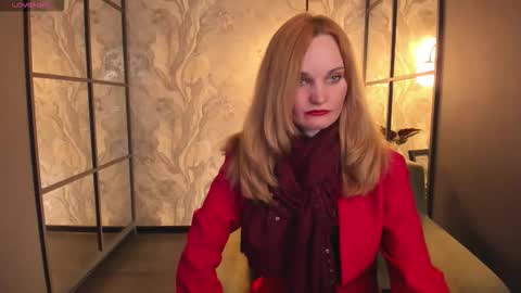 Snapshot of sarasubtlety chatting on 13, 12, 2025 Sara online show from 13, 12, 2025