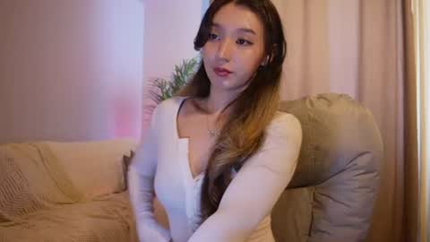 Snapshot of sarasuo chatting on 13, 6, 2026 Shara online show from 13, 6, 2026