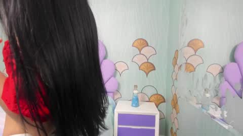 Sara  online show from 8, 3, 2025