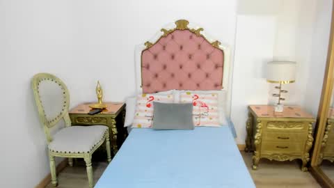 Snapshot of saray_lorens chatting on 24, 4, 2026 Saray online show from 24, 4, 2026