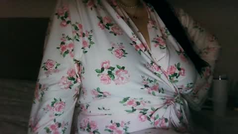 Snapshot of saretta46 chatting on 27, 3, 2026 Sara online show from 27, 3, 2026