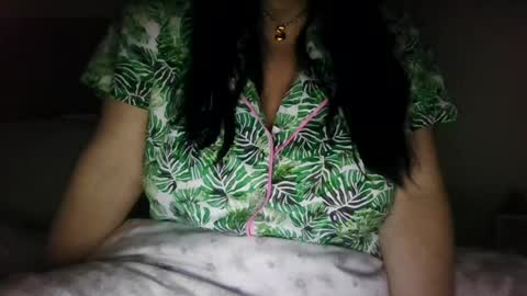 Snapshot of saretta46 chatting on 21, 4, 2026 Sara online show from 21, 4, 2026