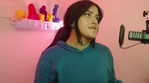 Sari  online show from 7, 10, 2025