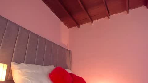 Snapshot of sarigarcia chatting on 6, 3, 2026 Sara Garcia online show from 6, 3, 2026