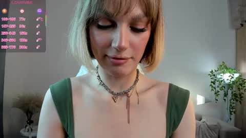 Your Selena 3 online show from 9, 11, 2025