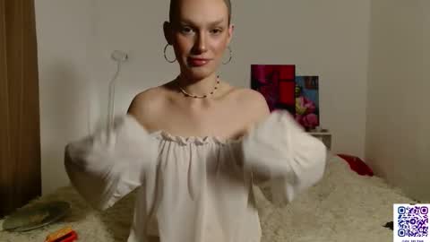 Your Selena 3 online show from 22, 2, 2026