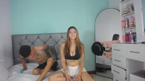 Snapshot of sarita_alexis chatting on 15, 4, 2026 SARIYA Y ALEXIS online show from 15, 4, 2026