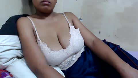 saronette online show from 18, 12, 2024