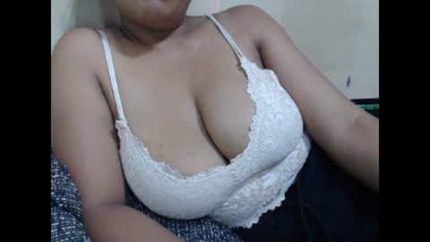 saronette online show from 11, 3, 2025