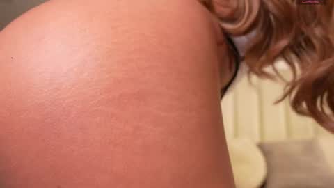 Snapshot of sary_hott chatting on 7, 4, 2026 My Name Is Sara C. Welcome online show from 7, 4, 2026