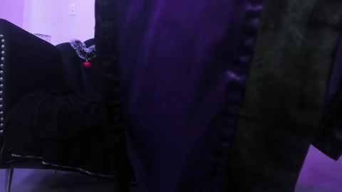 Snapshot of sasha_blazer chatting on 7, 1, 2025 Sasha online show from 7, 1, 2025