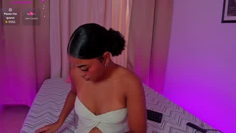 Snapshot of sasha_fox0 chatting on 31, 3, 2026 emy online show from 31, 3, 2026