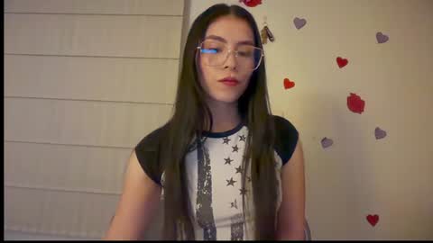 Snapshot of sasha_jonne chatting on 6, 7, 2026 sasha_jonne online show from 6, 7, 2026