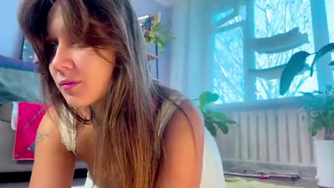 Alexandra Sasha in short online show from 1, 4, 2026