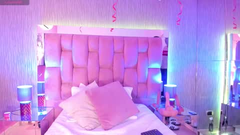 Camila  online show from 20, 2, 2025