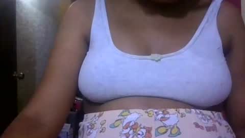 Snapshot of sasha_unlimtd chatting on 5, 4, 2026 sasha_unlimtd online show from 5, 4, 2026