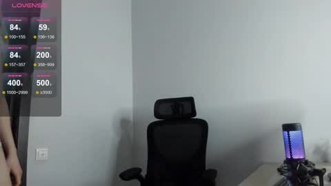 Sasha Vesmus online show from 8, 11, 2025