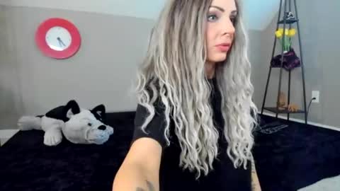 Sasha online show from 1, 3, 2025