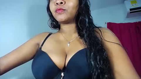 Snapshot of sashabreck1 chatting on 6, 4, 2026 sashabreck1 online show from 6, 4, 2026
