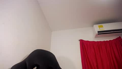 Snapshot of sashabreck1 chatting on 4, 8, 2026 sashabreck1 online show from 4, 8, 2026
