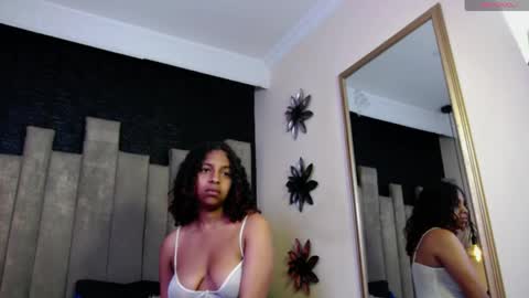 Snapshot of sashafoxy_ chatting on 10, 4, 2026 sashafoxy_ online show from 10, 4, 2026