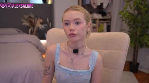 Snapshot of sashalore chatting on 23, 3, 2026 sashalore online show from 23, 3, 2026