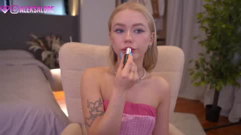 Snapshot of sashalore chatting on 29, 3, 2026 sashalore online show from 29, 3, 2026