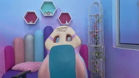 Snapshot of sashamonroee_ chatting on 10, 11, 2025 SashaMonroee online show from 10, 11, 2025