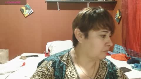 Snapshot of sasharosee2 chatting on 12, 11, 2025 S A S H A R O S E online show from 12, 11, 2025