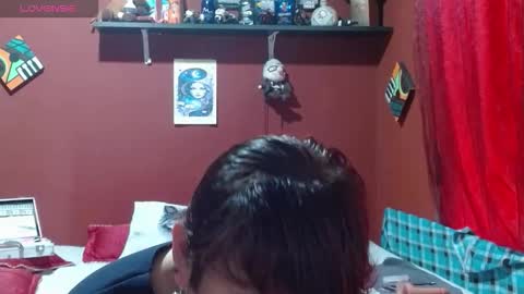 Snapshot of sasharosee2 chatting on 3, 12, 2025 S A S H A R O S E online show from 3, 12, 2025