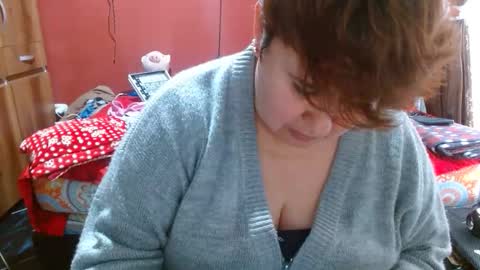 Snapshot of sasharosee2 chatting on 13, 5, 2026 S A S H A R O S E online show from 13, 5, 2026