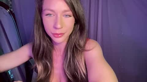 Snapshot of sashasilverxo chatting on 25, 4, 2026 Sasha Silver online show from 25, 4, 2026