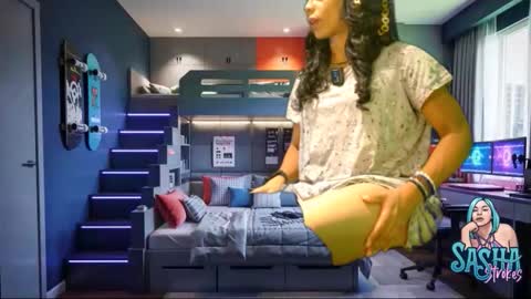 Snapshot of sashastrokes chatting on 21, 4, 2026 MISTRESS STROKES online show from 21, 4, 2026