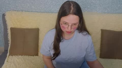 Snapshot of sashavibe chatting on 8, 4, 2026 Sasha online show from 8, 4, 2026