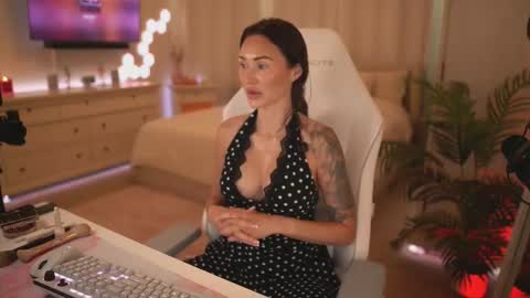 Snapshot of sashawest_official chatting on 16, 3, 2026 sashawest_official online show from 16, 3, 2026