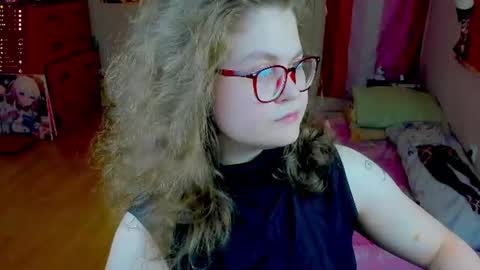 Snapshot of sashy_way chatting on 3, 7, 2026 .Alexandra online show from 3, 7, 2026